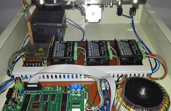 X,Y,Z axis step driving system