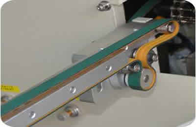 Load pallet process use flatness belt to drive.