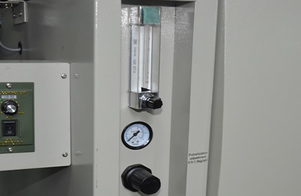 Air supply to spray flux system, all the air flow pressure is adjustable by flow meter.